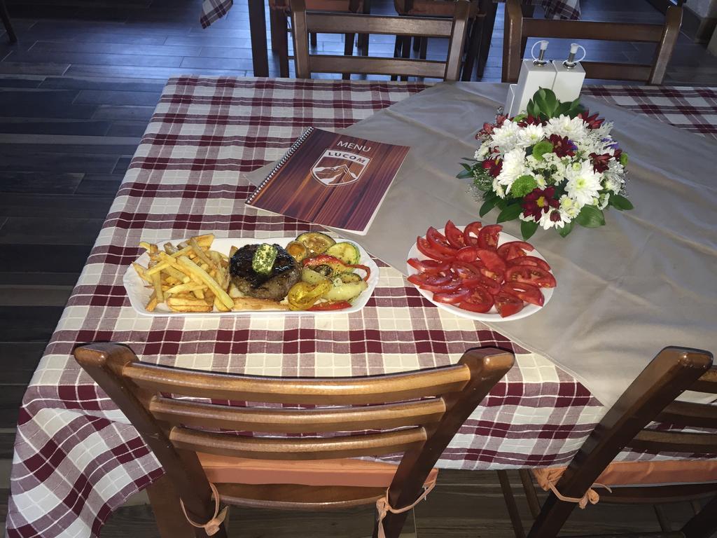 Apartmani I Restoran Sljeme Žabljak Dış mekan fotoğraf