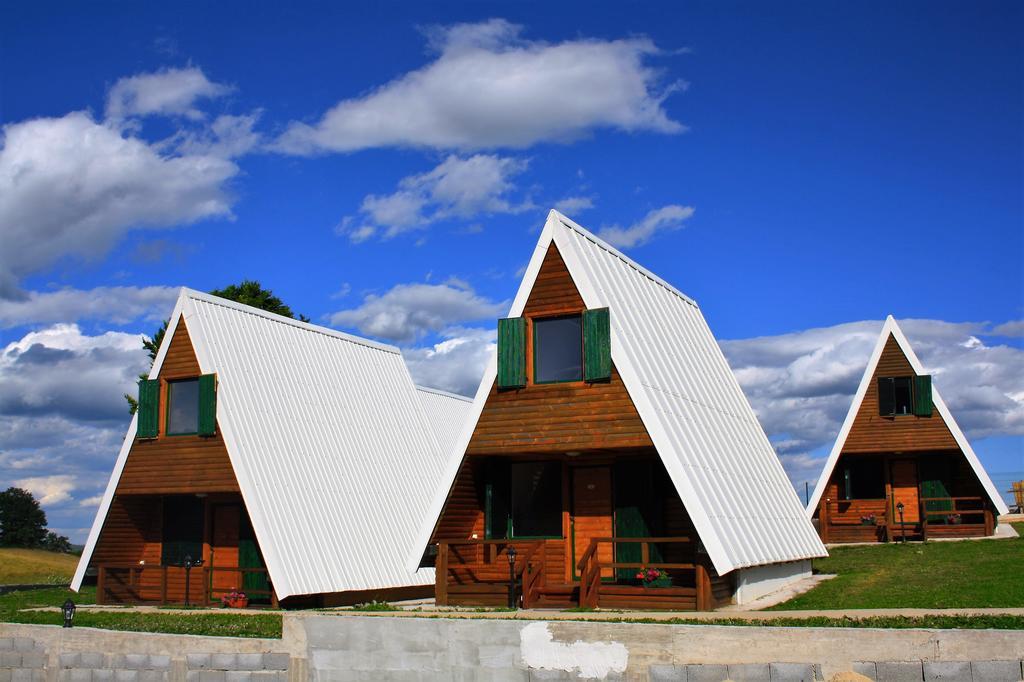 Apartmani I Restoran Sljeme Žabljak Oda fotoğraf